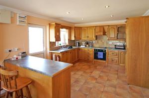 3 Bed in Courtmacsherry oc-i053