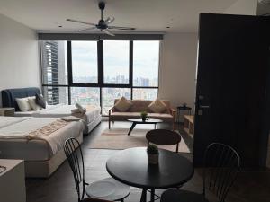 Scarletz suites klcc stay