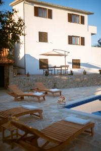 Holiday Home Pearl in Stone