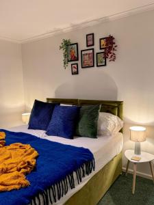 The Drumund - In-Between Bath & Bristol - Sleeps 9