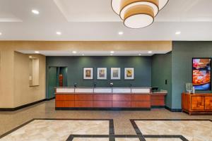 Drury Plaza Hotel St Louis Brentwood