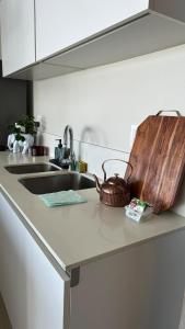 Stunning City View & Pool, 2BR Modern Apartment