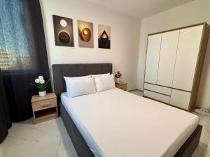 Casa Rosa by Vistay Residences Sofia - With Free Secured Parking