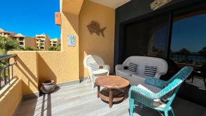 Gorgeous Third-Level Condo Princesa D-308