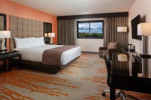 Golden Nugget Lake Tahoe