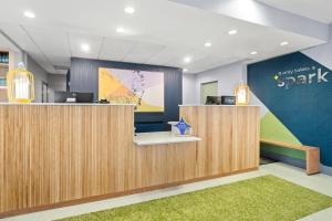 Spark by Hilton Bettendorf Quad Cities