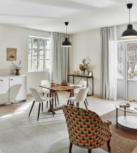 Château de la Piscine - Appartements dans le Mas au coeur dun grand parc arboré