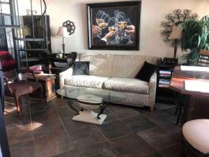 Playa Los Cocos Oceanfront Apartment