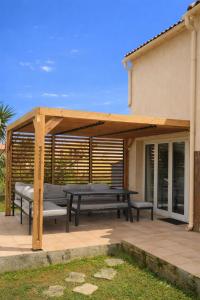 Maison calme au bord de leau