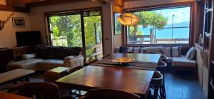 Casa exclusiva frente a la playa y cerca del centro