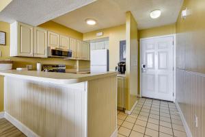 Steps to Ocean! Myrtle Beach Getaway with Balcony