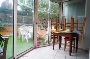 T2, 100 m des calanques de St Aygulf