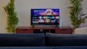 Gorgeous Riverside Flat with Free Parking & Wi-Fi