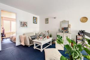 quiet duplex house downtown Bordeaux