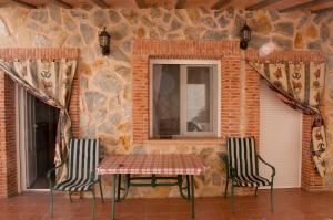Casa con jardín y piscina en la Mancha