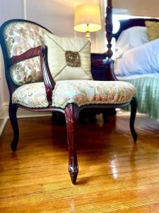 Wisteria Suite -The Belvedere Inn