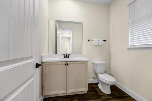 Pastel Paradise Villa Near Disney With Margaritaville Resort And Island H20 Waterpark Access - 3081Cs