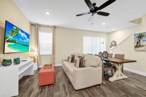 Pastel Paradise Villa Near Disney With Margaritaville Resort And Island H20 Waterpark Access - 3081Cs
