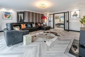 5 Bed in Newton Abbot oc-t34780