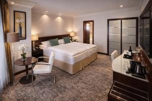 Hotel Grand