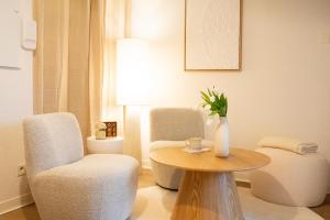 Sérénité - T2 centre Lourdes avec terrasse et parking