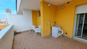 Alloggio con terrazzo e parcheggio privato