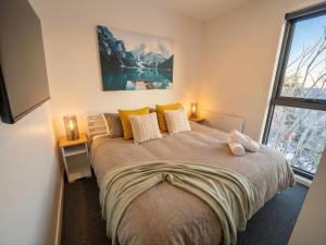 Mount Buller Chalet Easy 5 min Walk to Lifts Sleeps 12