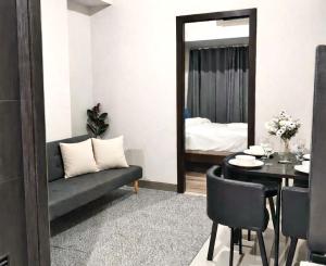 Park McKinley West Classic Luxury 1Br