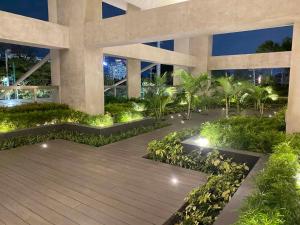 Park McKinley West Classic Luxury 1Br