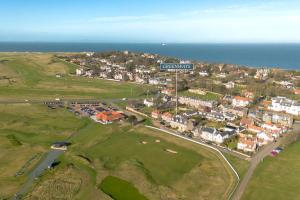 Greenways Wake Up on the Fairway at Gullane