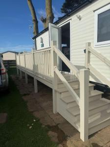 Beautiful 8 Berth Caravan At Heacham Beach In Norfolk Ref 21004R