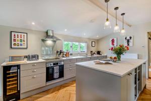 3 Bed in Marden oc-w28286