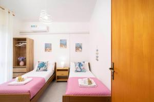 Berchida, Spazioso APT con verande a La Caletta img11