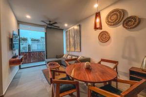 Luxury Penthouse 3BR with Private Pool & Rooftop La Veleta