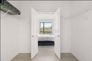 3 bedrooms 2 bathrooms