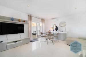 Patroves Luxury Residence - Dream Lodging