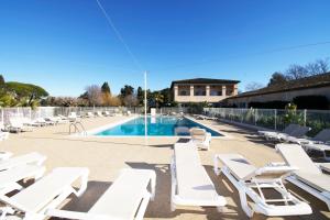 Les Suites de Robinson06- Standing Presta