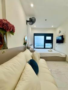Shi House -Luxury Studios GH2 Vinhomes Grand Park