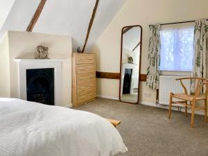 The Yeomans Cottage, Eastbridge Hospital