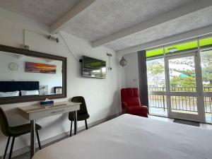 Le George Motel