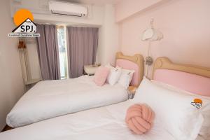 Landmark Sunshine Hotel