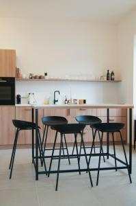 Designer Seafront Stay 2 Bed