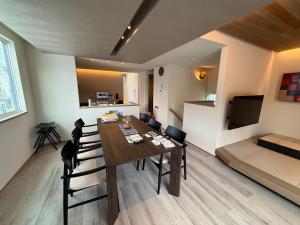 IRODORI AOMoRI 青森駅まで徒歩4分の一棟貸し切り宿