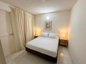 Amplio Apartamento 3 Habitaciones en San Fernando - 201