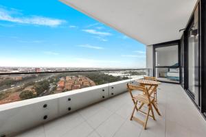 Skyline Views 2BR and 1 Study in Liverpool