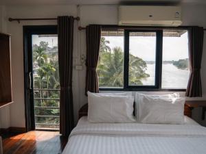 Riverside Houayxay Hotel