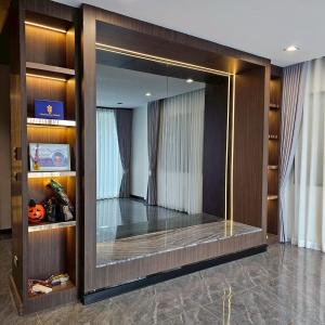 Premium Furnished Home and Free Driver 50 km Per day