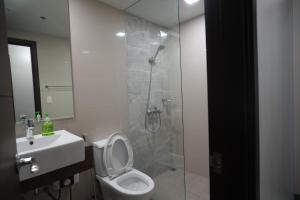 Spacious 3BR Condo with Pool Access and City View