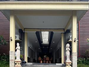 Nidra Living Guest House RedPartner Batu