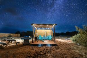 Grand Canyon Stargazing Camper